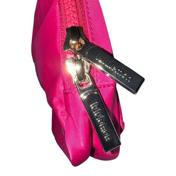 Lululemon Everywhere Belt Bag Large 2L Rumble Berry Pink NWT Sold Out - Picture 3 of 5